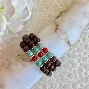 Stretch Bracelet‎ Wood and Magnesite Beads